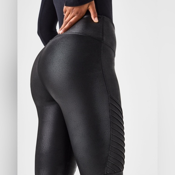 SPANX Black Faux Leather Leggings - Picture 4 of 8